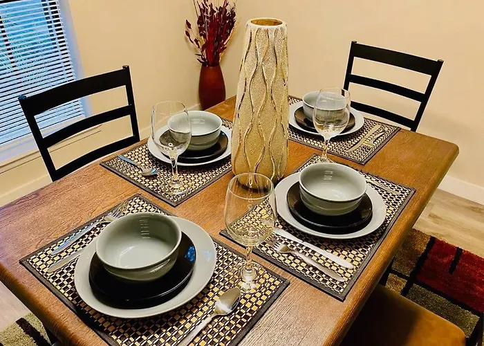 Woodlands House - Free Parking & Fast Wifi - 3 Bed. 1,5 Bath