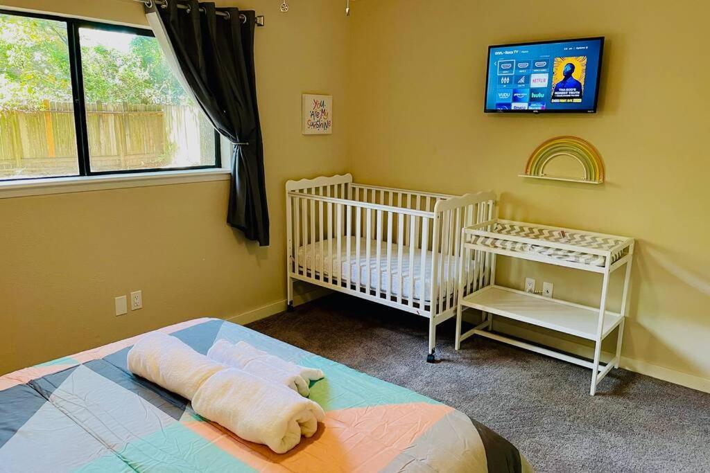 Woodlands House - Free Parking & Fast Wifi - 3 Bed. 1,5 Bath Ferienhaus The Woodlands